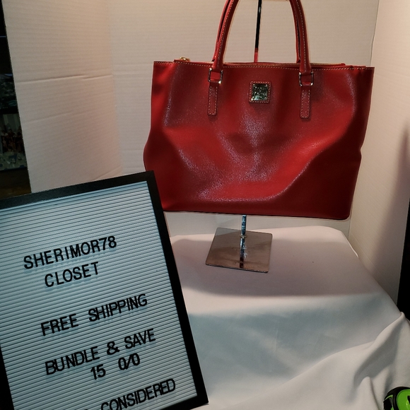 Dooney & Bourke Handbags - DOONEY BOURKE XL RED PEBBLED LEATHER SATCHEL CROSS